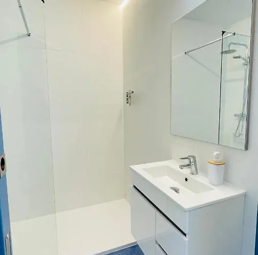 Gala Bravo Murillo - Parking Gratis * Badajoz