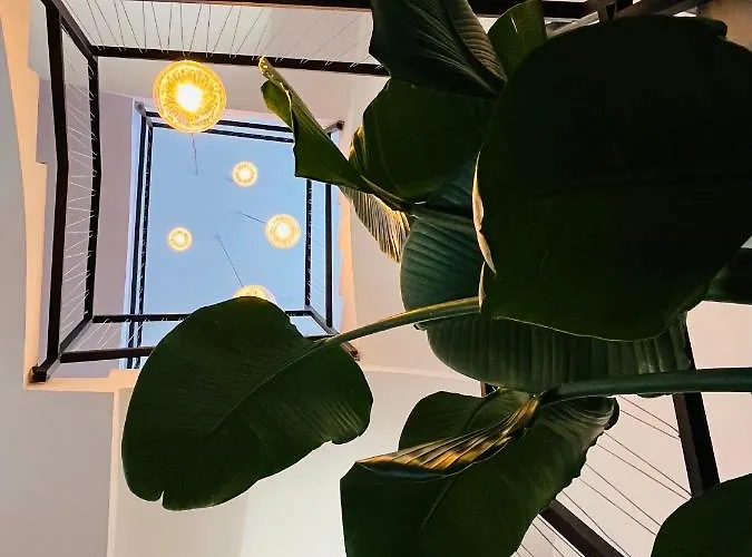 Gala Bravo Murillo - Parking Gratis Lägenhet